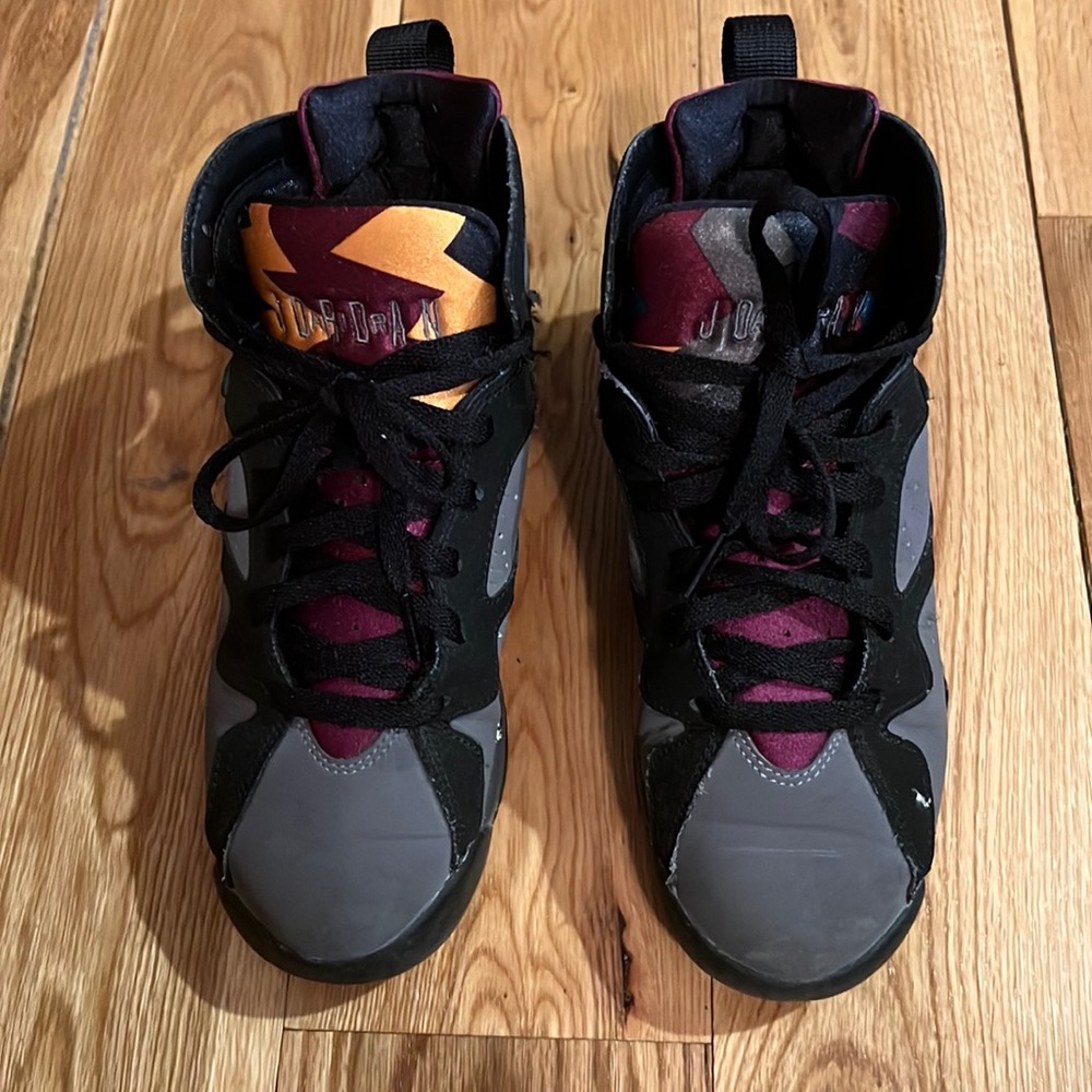Jordan bordeaux 7